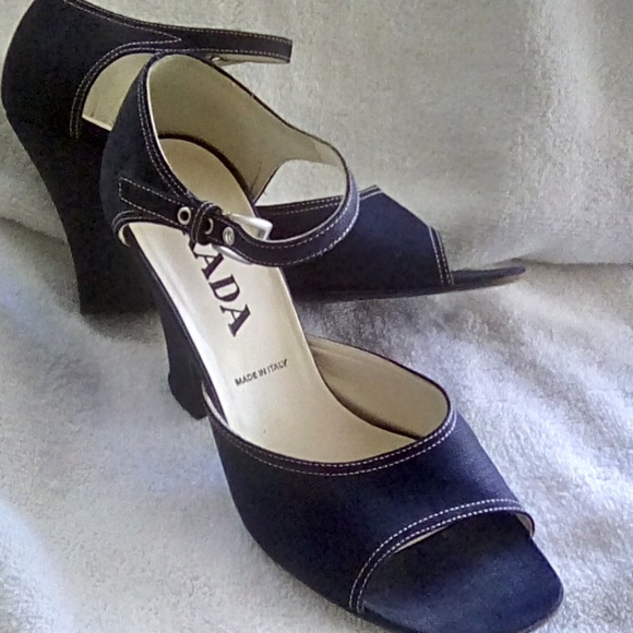 Prada Vero Cuoio Teat Blue Ankle Strap Spool Heel - Picture 1 of 8